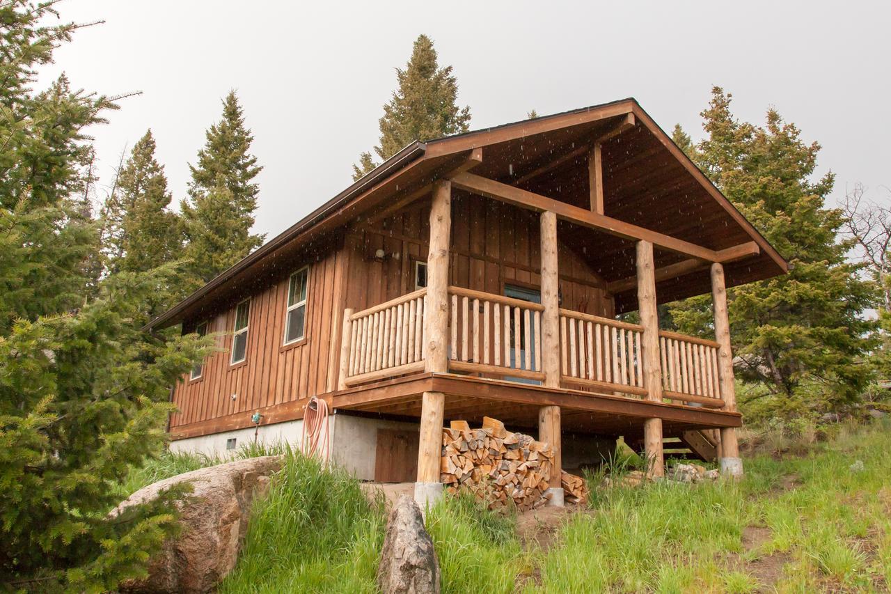 Homestake Lodge Whitehall Exterior photo